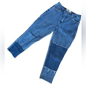 Hollister Curvy High-Rise Mom Jean